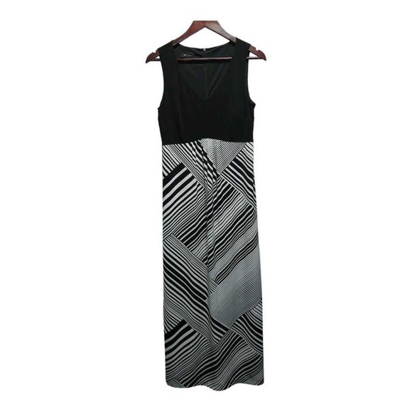 Beautiful long black and white dress by AB Studio.  Size Medium - Picture 1 of 3